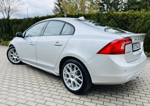 Volvo S60 cena 38900 przebieg: 209000, rok produkcji 2011 z Karlino małe 781